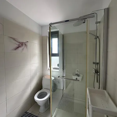 1 Mai Apartment Craiova